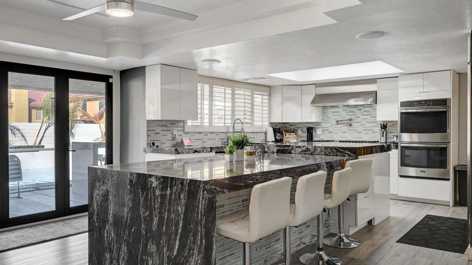 Villa Plush Las Vegas Retreat 5 Min From Strip United States