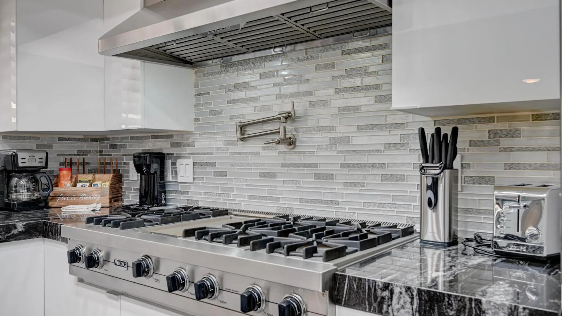 Villa Plush Las Vegas Retreat 5 Min From Strip